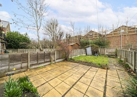 Radbourne Road, SW12 0ED, London - Photo 5