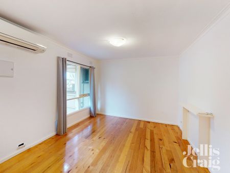 2/91 Lincoln Road, Essendon - Photo 2