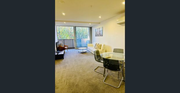 Furnished modern Apartment - Call for private inspection - Photo 1