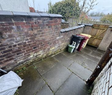 Empire Road Bolton Lancashire - Photo 5