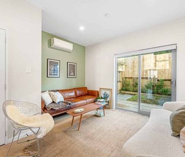 Modern 2-bdrm townhouse Avondale - Semi-furnished - Photo 4