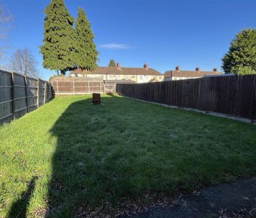 3 bedroom terraced house to rent - Photo 2