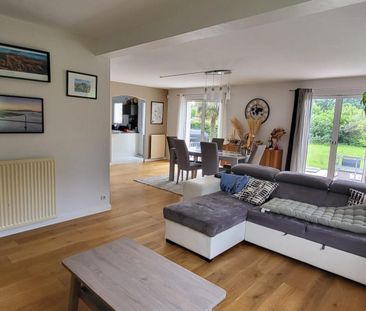 Location Maison 7 pièces 135m² - Photo 1