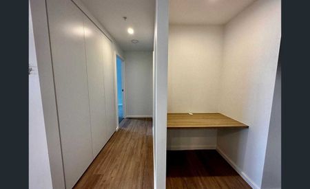 Varsity Lakes Living at Its Finest: 2-Bedroom Apartment in the Heart of It All - Photo 4