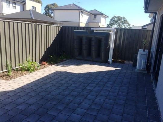 Modern 3-Bedroom Home in a Convenient Location - Photo 1