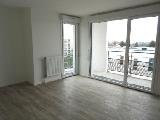 Location Appartement 3 pièces 58m² ST MICHEL SUR ORGE 91240 - Photo 1