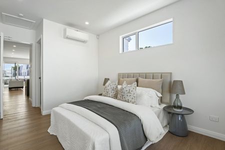 Karaka - 4 Bedrooms with 2.5 Bathrooms - Photo 4