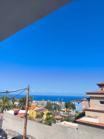 Santa Cruz De Tenerife - Photo 2