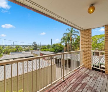 New Carpeted 2 Bedroom Unit with Balcony | $400pw Until 02/07/2026 ... - Photo 5