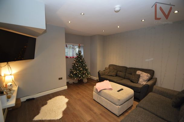 Hartley Crescent - Photo 1