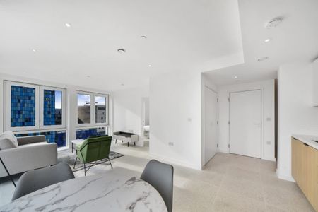 Bouchon Point, Cendal Crescent, E1 - Photo 2