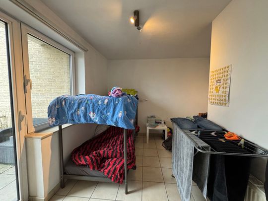 Gunstig gelegen appartement met 2 slaapkamers en staanplaats - Photo 1