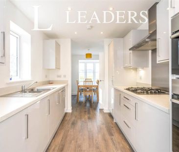 1 bedroom in a house share to rent - Photo 4