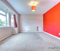 4 BEDROOM House - End Terrace - Photo 4
