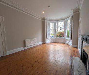 3 bedroom flat to rent - Photo 3