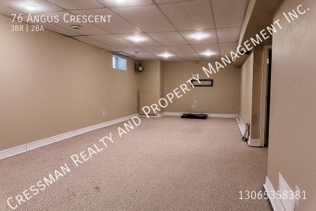 3 Bed, 2 Bath FULL HOUSE W/ Garage available in Cathedral, Regina SK. - Photo 2
