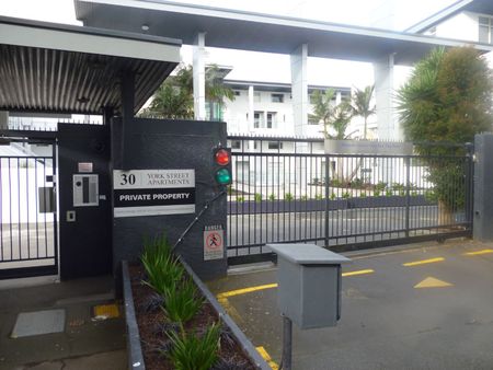 Resort Style Living In Parnell - Photo 5
