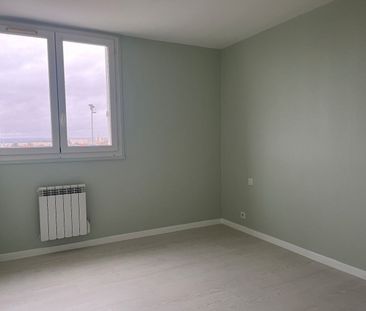 Location Appartement 5 pièces 90m² - Photo 6