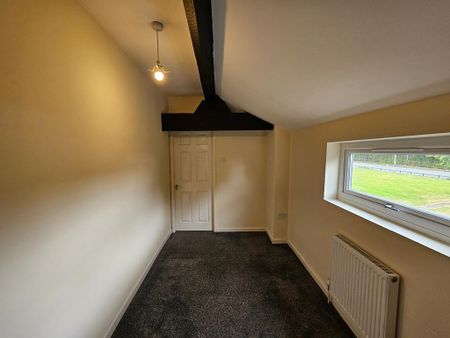 3 bedroom semi-detached house to rent - Photo 5