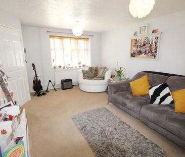 3 bedroom detached house to rent - Photo 1