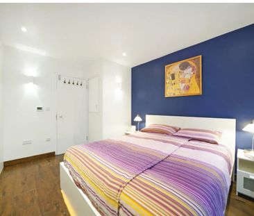 Room in a Shared Flat, St. John's Hill, SW11 - Photo 5