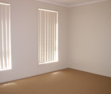 20 Wattle Cres, Munno Para West SA 5115 - House For Rent | Domain - Photo 3