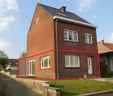 Gelijkvloers appartement met staanplaats, terras en tuin. - Photo 1