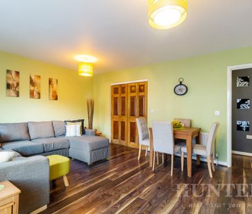 1 bedroom Flat To Let - Photo 3