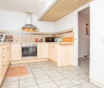 AFFORDABLE BRICK HOME- Well Maintained 3x1 Close to CBD - Photo 5