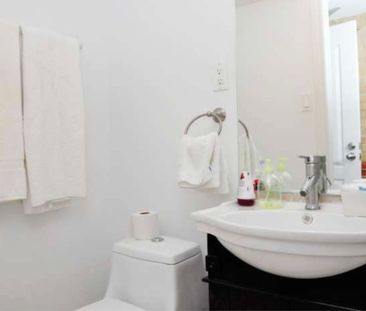For Lease - 118 Shuter St Street Unit# masterbedroomB main floor, T... - Photo 4
