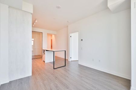 For Lease - 2495 Eglinton Avenue Unit# 1507, Mississauga, Ontario - Photo 2