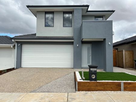 21 Waterfern Street, Fraser Rise, VIC 3336 - Photo 4