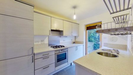 3 bedroom house to rent - Photo 2