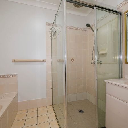 Great Location - Photo 4