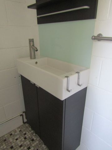 FULLY FURNISHED Townhouse Close to Swickers - Photo 4