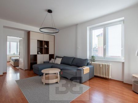 Pronájem bytu 2+kk 52 m2 - Fotografie 4