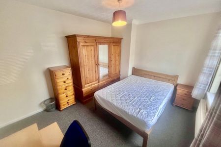 South Park Avenue - Photo 4