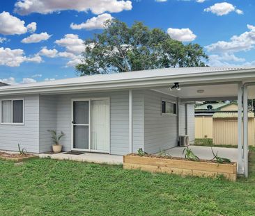 Neat and Tidy 2 bedroom cottage. - Photo 5