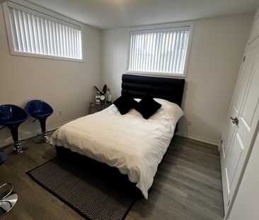 For Lease - 6705 Cropp Street Unit# 66, Niagara Falls, Ontario - Photo 3