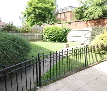 2 bedroom Two Bedroom Ground Floor Apartment to rent - Photo 3