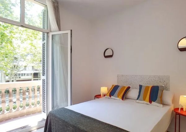 Gran Via de les Corts Catalanes, Barcelona, Catalonia 08007