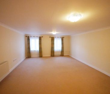 2 bedroom coach house to rent - Photo 4