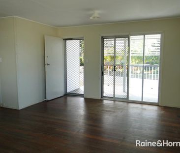 7 MUIRHEAD STREET, Clinton, QLD 4680 - Photo 2