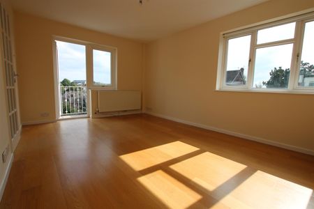 3 bed Maisonette for let - Photo 4