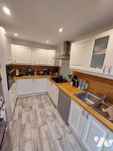 VILLERS SUR FERE - Maison de type 4 de 81 M² avec garage et jardin. Loyer 750€/mois - Photo 4