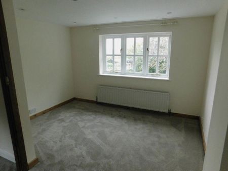 3 bedroom semi-detached house to rent - Photo 3