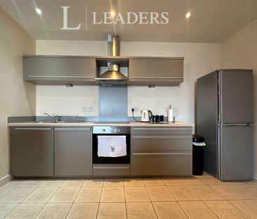 1 bedroom apartment to rent Royal Clarence Yard - Photo 4