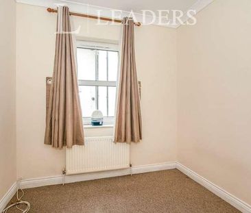 Longfleet Road, Poole, BH15 - Photo 4