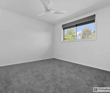 Fresh, Modern & Ready to Enjoy – Family Living at Its Best - Photo 1