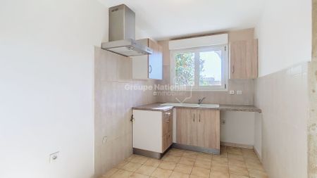 Maison de village avec cour, - Photo 4